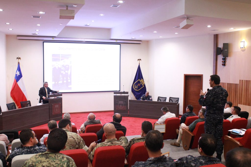 ACADEMIA DE GUERRA NAVAL ABORDÓ IMPACTO DEL CRIMEN ORGANIZADO TRANSNACIONAL EN LAS FUERZAS ARMADAS DEL ECUADOR