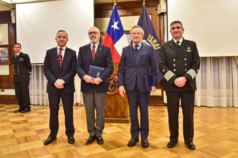 REVISTA DE MARINA CONMEMORÓ 141 AÑOS DE TRAYECTORIA